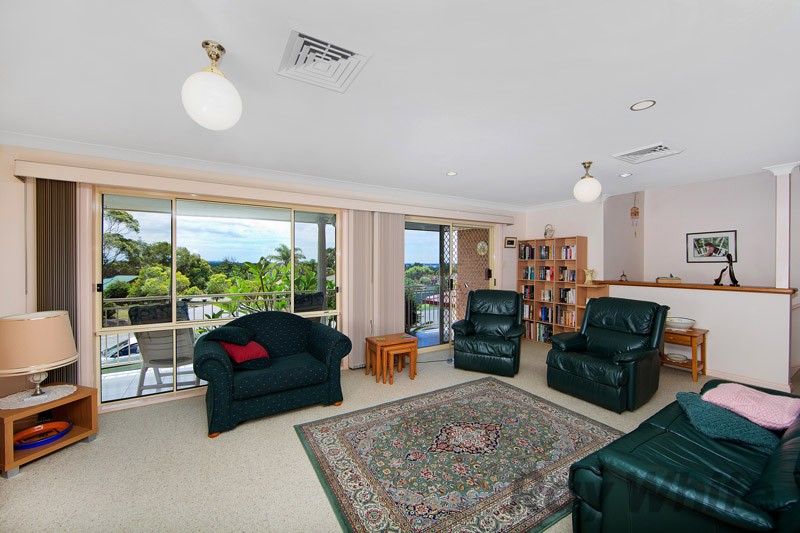 22 Alisa Close, Lake Haven, NSW 2263