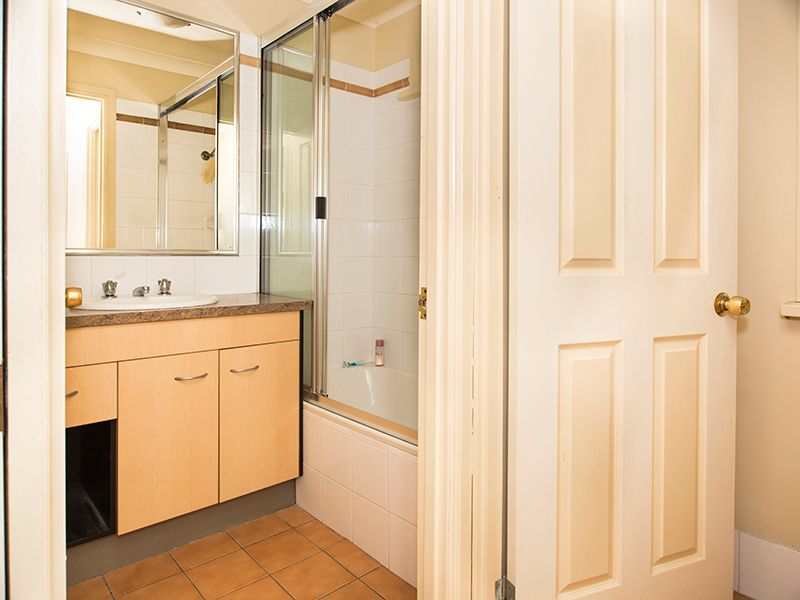 49 Lamont Road, Wilston, QLD 4051