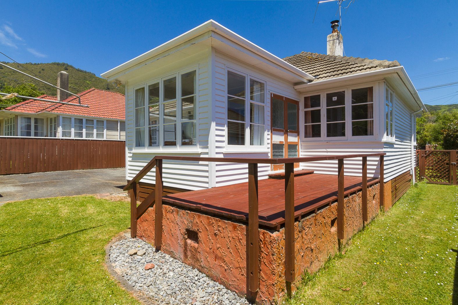 15 Wilkie Crescent, Naenae, Lower Hutt City