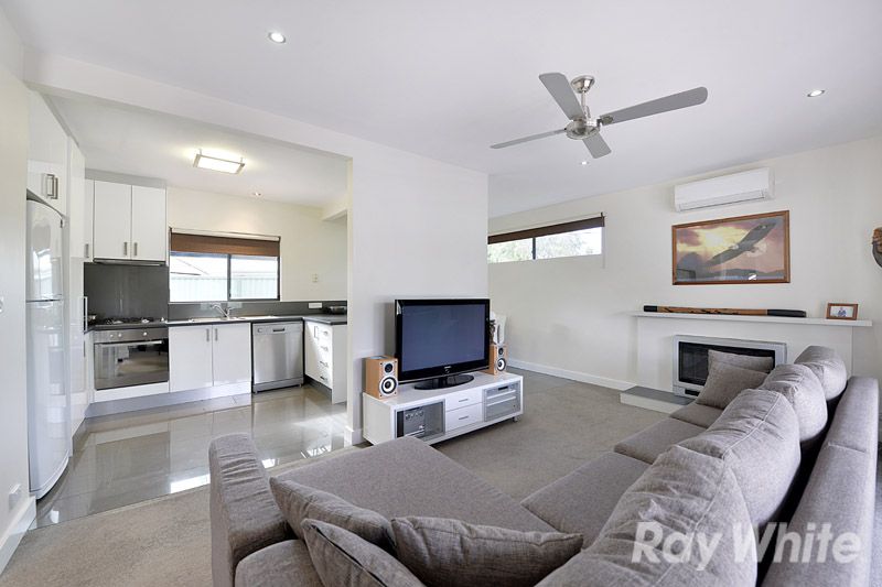 26 Piperita Road, Ferntree Gully, VIC 3156