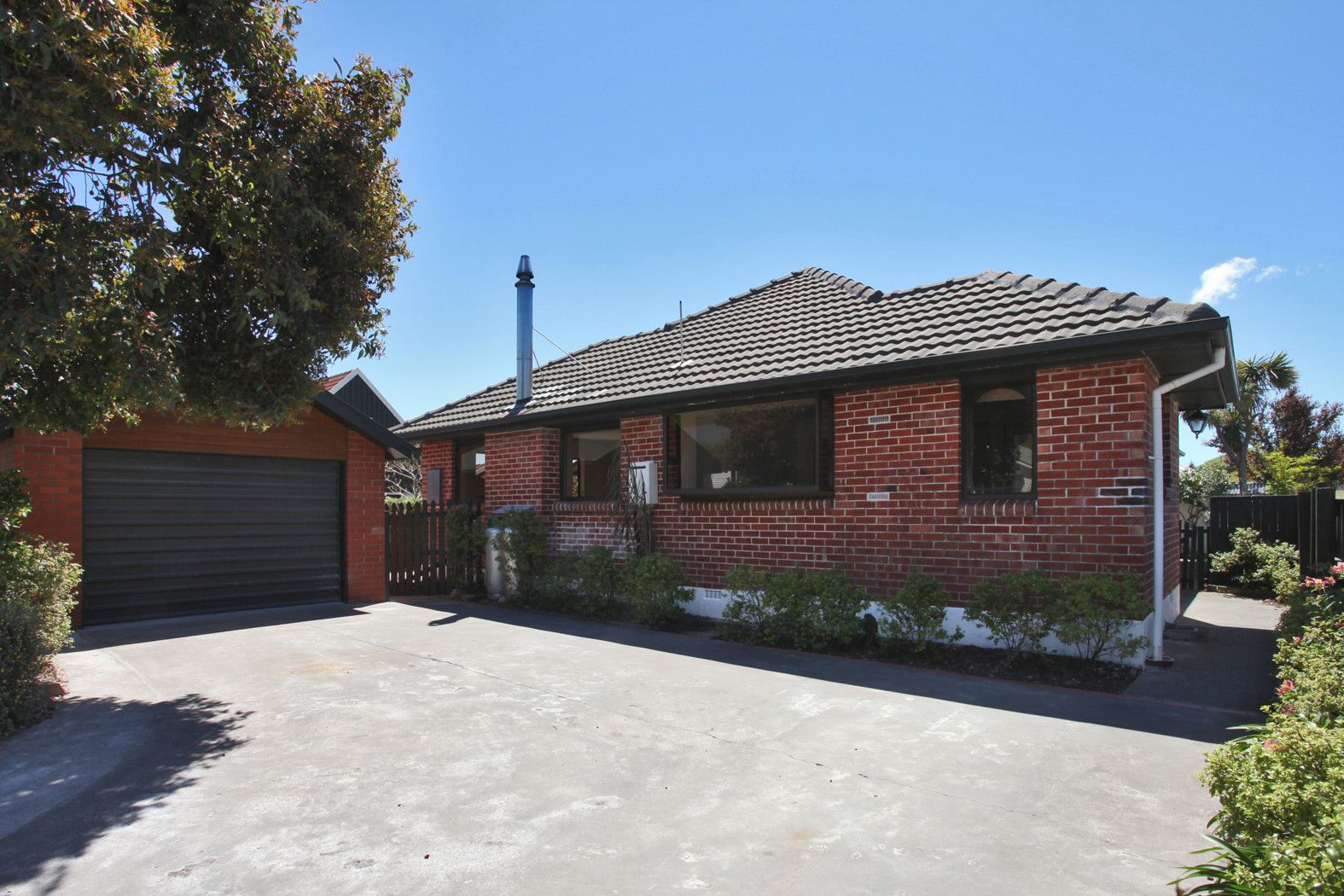 37 Wiggins Street, Sumner, Christchurch City