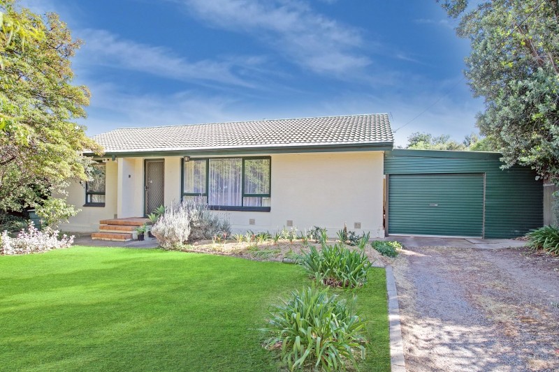 17 Sabina Crescent, CHRISTIE DOWNS, SA 5164