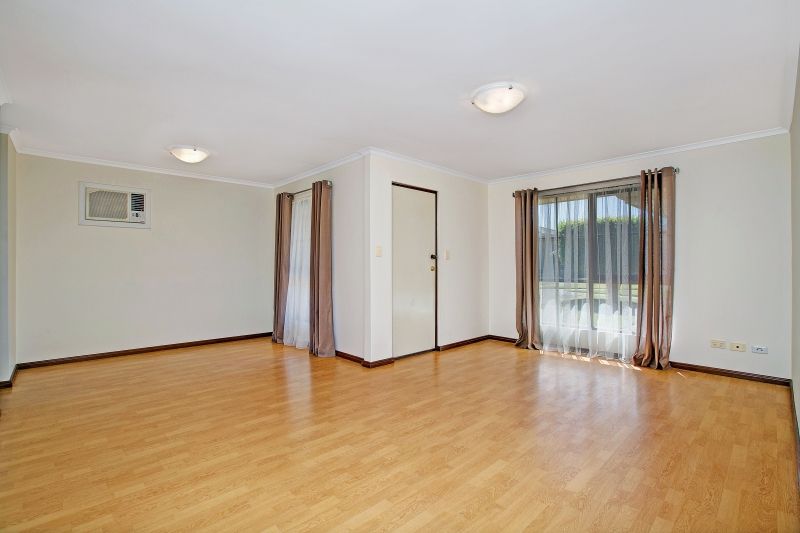 2/32A McMahon Road, Morphett Vale, SA 5162