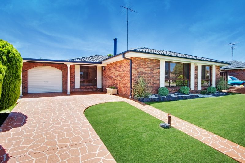 148 Bossley Road, Bossley Park NSW 2176