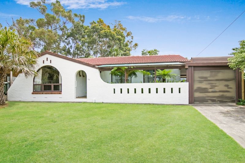 57 Conington Crescent, Morphett Vale, SA 5162