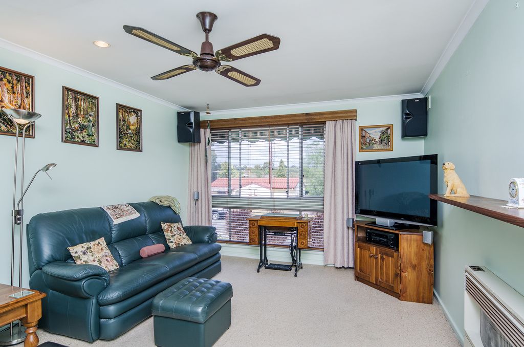 34 Abbott Avenue, Morphett Vale, SA 5162