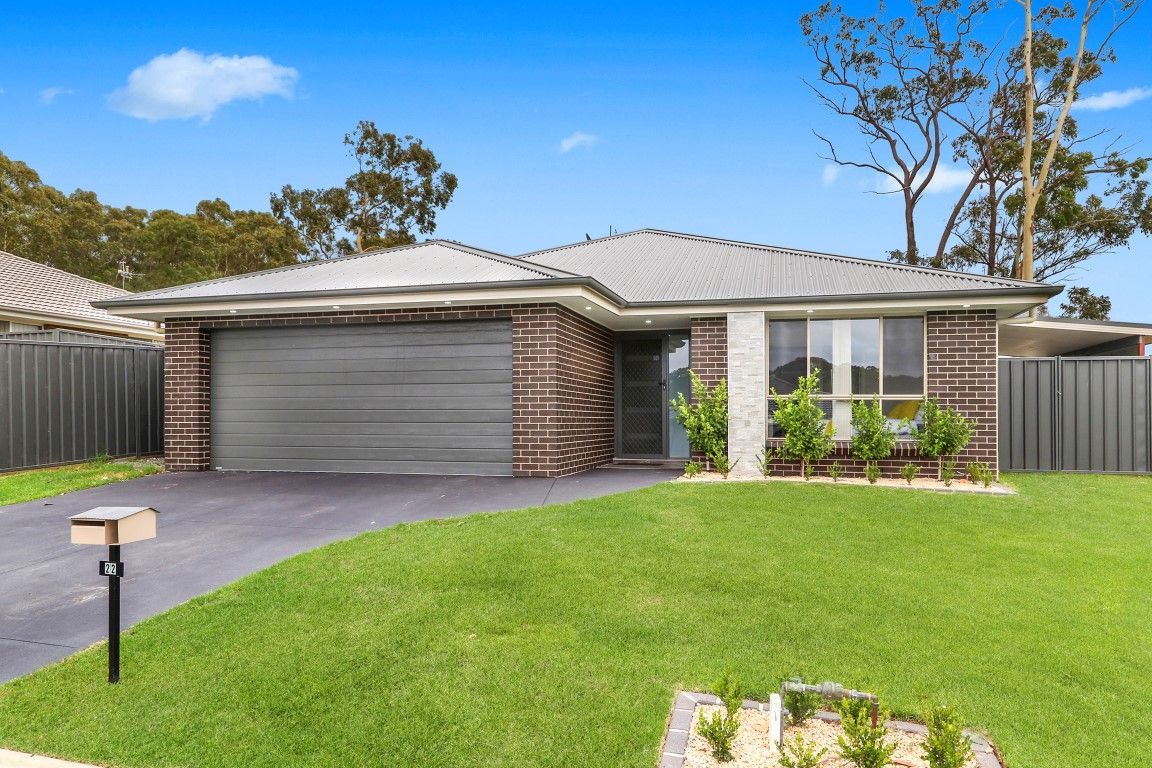 22 Colonial Street, Wadalba NSW 2259