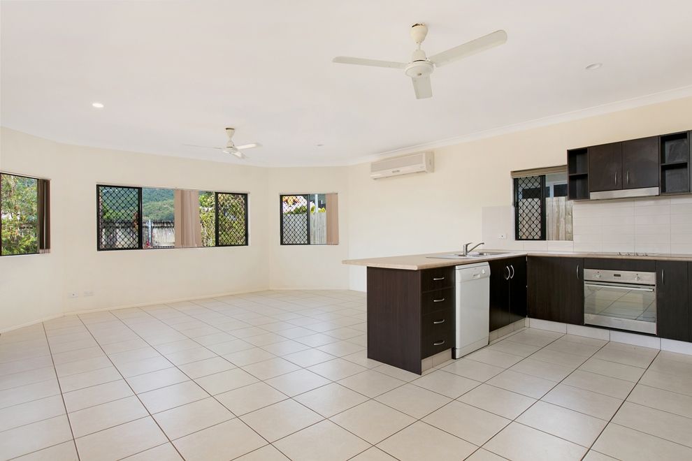 Smithfield, QLD 4878