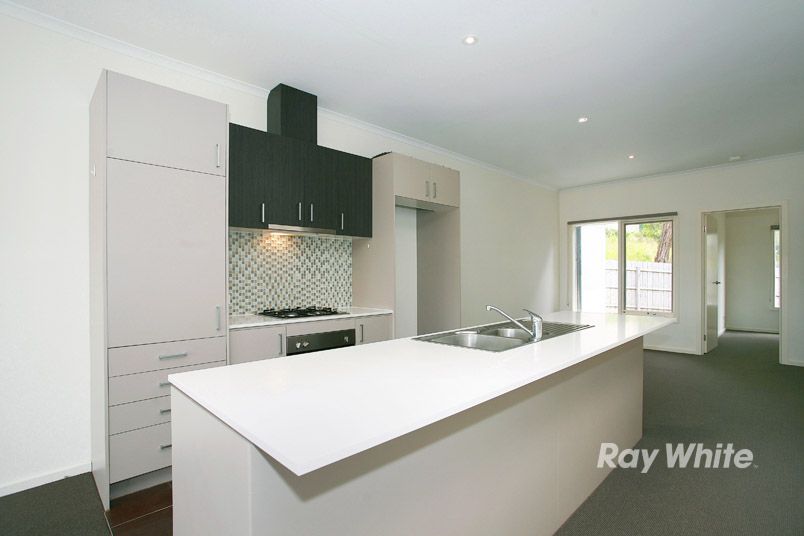 11/3-5 Milton Street, Ferntree Gully, VIC 3156