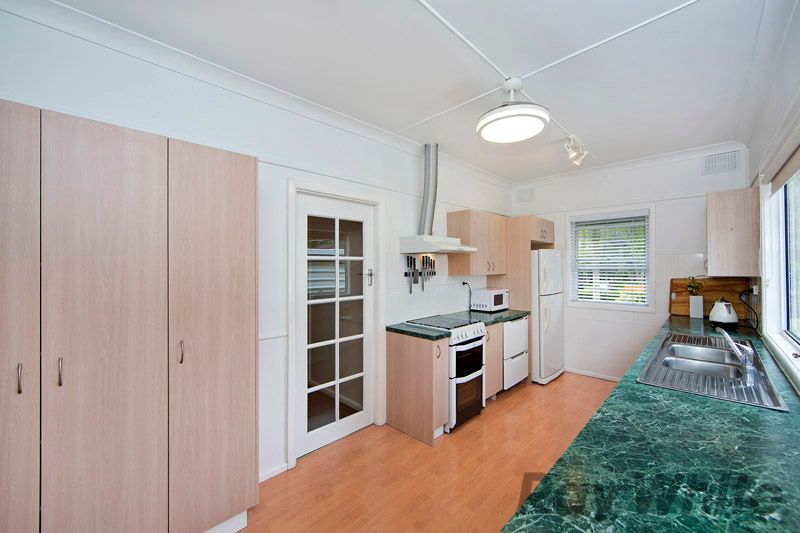 2 Hunter Street, Charmhaven, NSW 2263