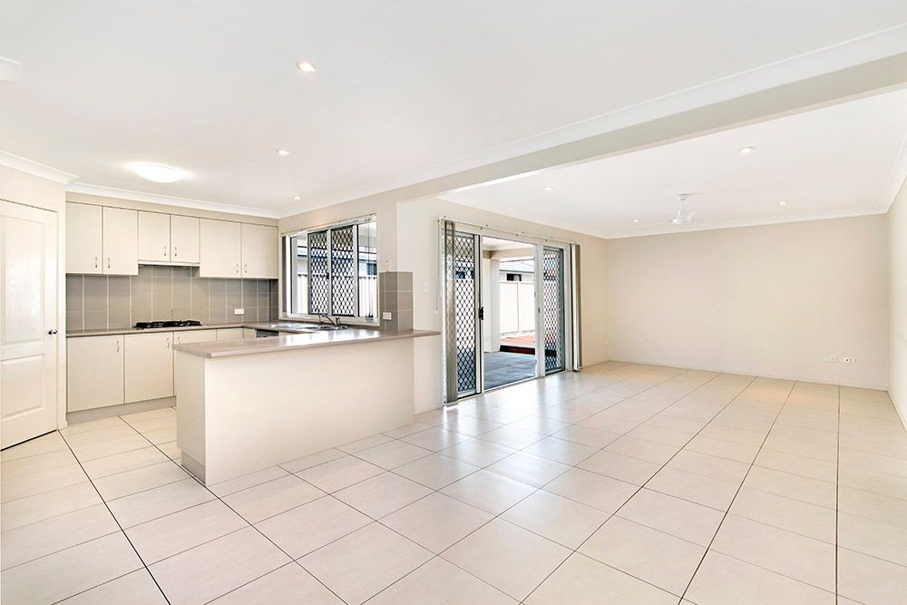 117 Ropley Road, Wynnum West, QLD 4178