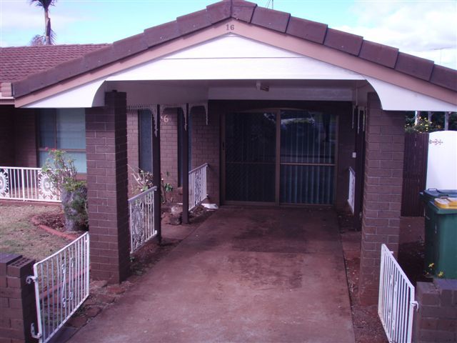 16 Platz Street, DARLING HEIGHTS, QLD 4350
