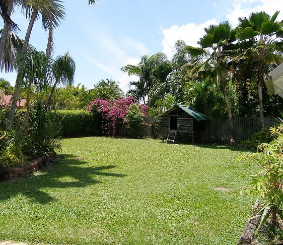 Smithfield, QLD 4878
