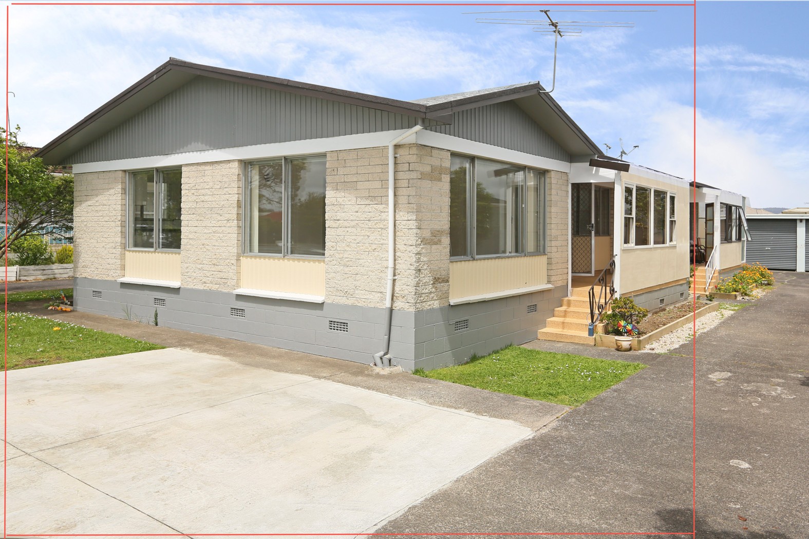 1 130 Te Atatu Road, Te Atatu South, Waitakere City