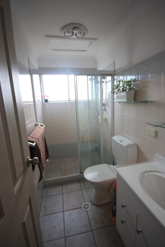 18 Edinburgh Crescent, St Andrews, NSW 2566
