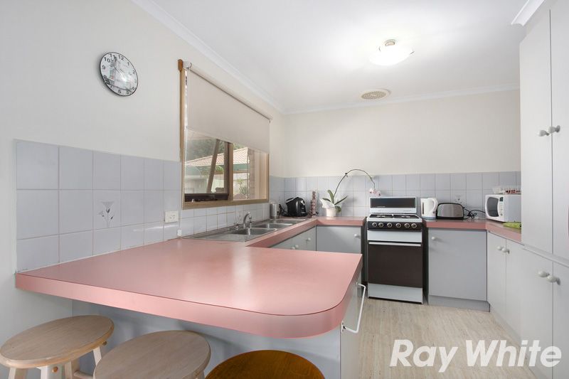 13 Katjusha Court, PAKENHAM, VIC 3810