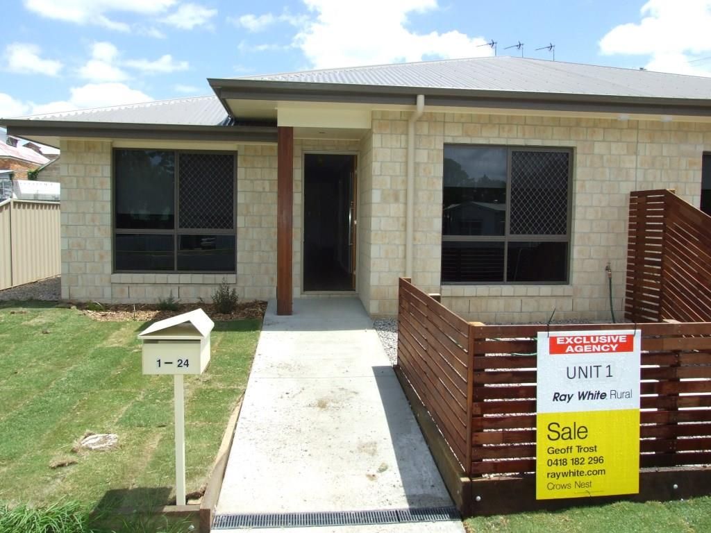 24 Creek Street, Crows Nest QLD 4355