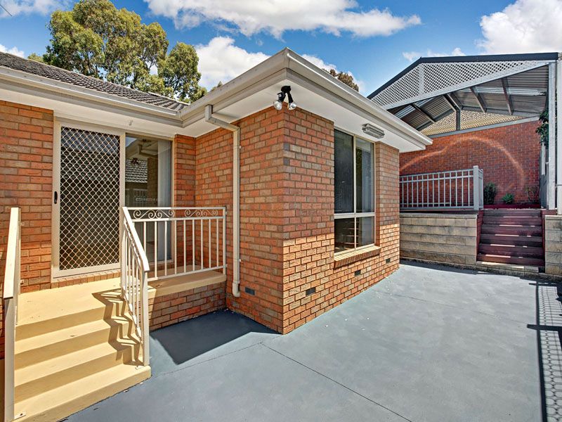 51 Stagecoach Boulevard, South Morang, VIC 3752