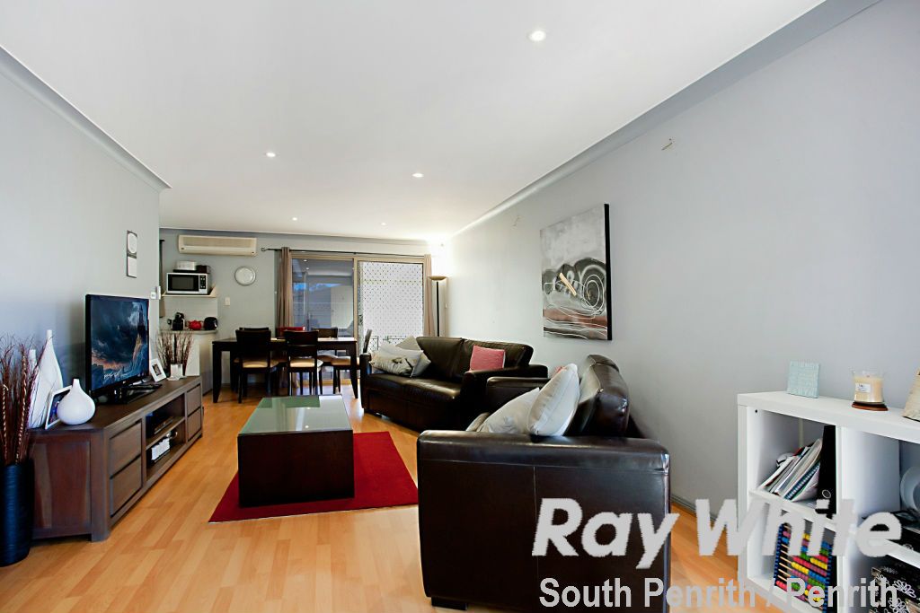 2/39 Kenneth Slessor Drive, GLENMORE PARK, NSW 2745
