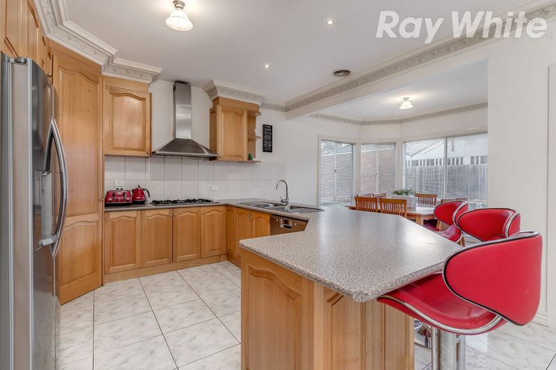 21 Mt Cooper Drive, BUNDOORA, VIC 3083