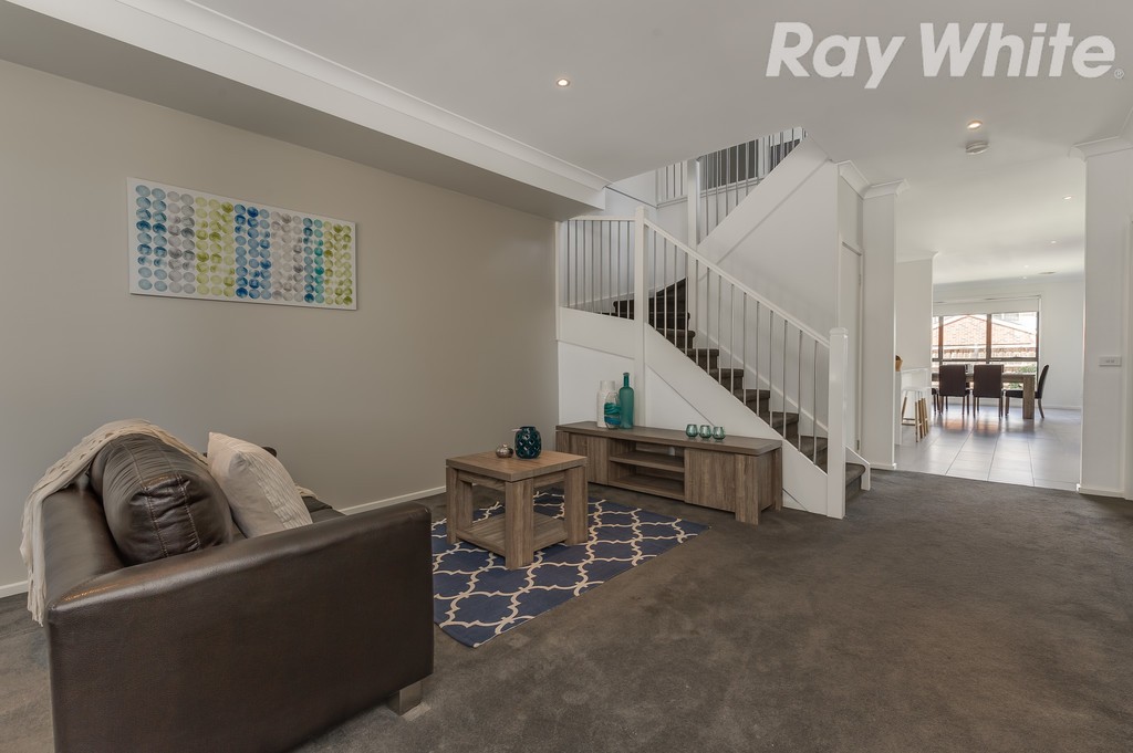 8 Shine Walk, Epping, VIC 3076