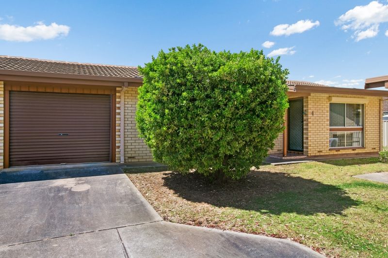 4/15 Booth Avenue, Morphett Vale, SA 5162