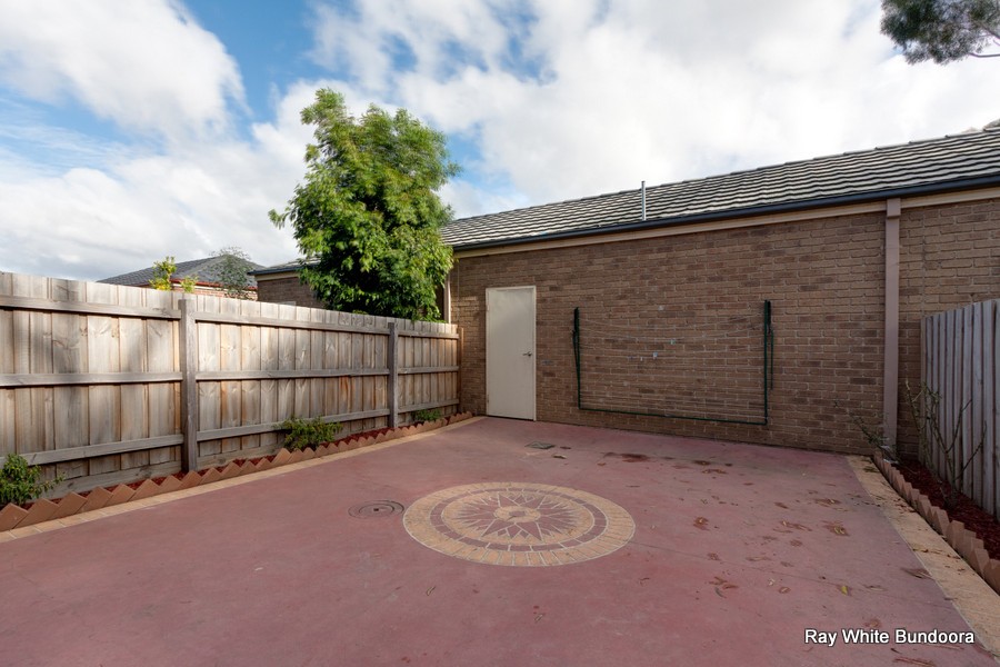 15 Datura Walk, BUNDOORA, VIC 3083