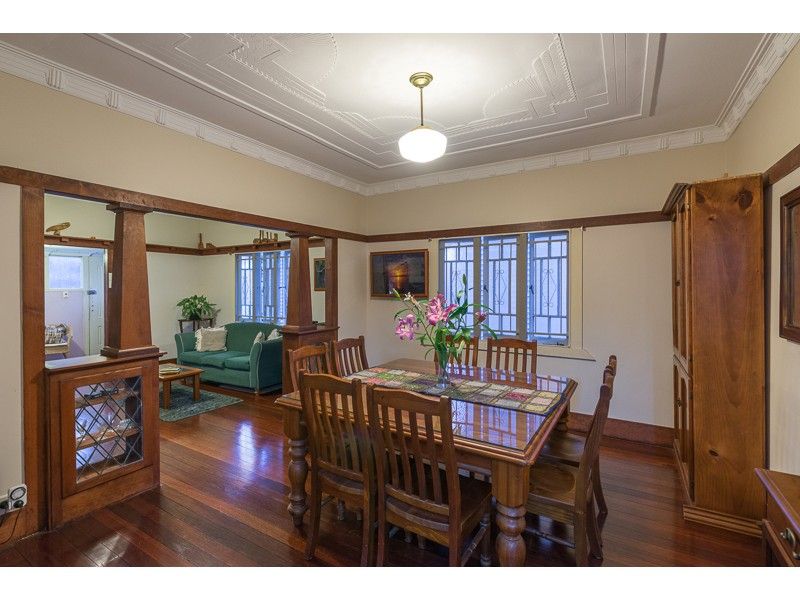 31 Arinya Road, Ashgrove, QLD 4060