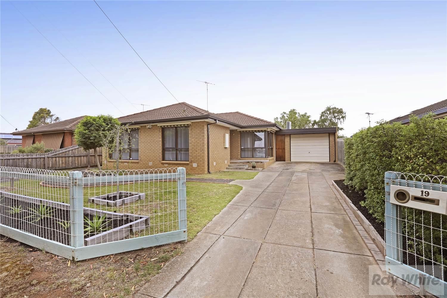 19 Kees Road, Lara VIC 3212