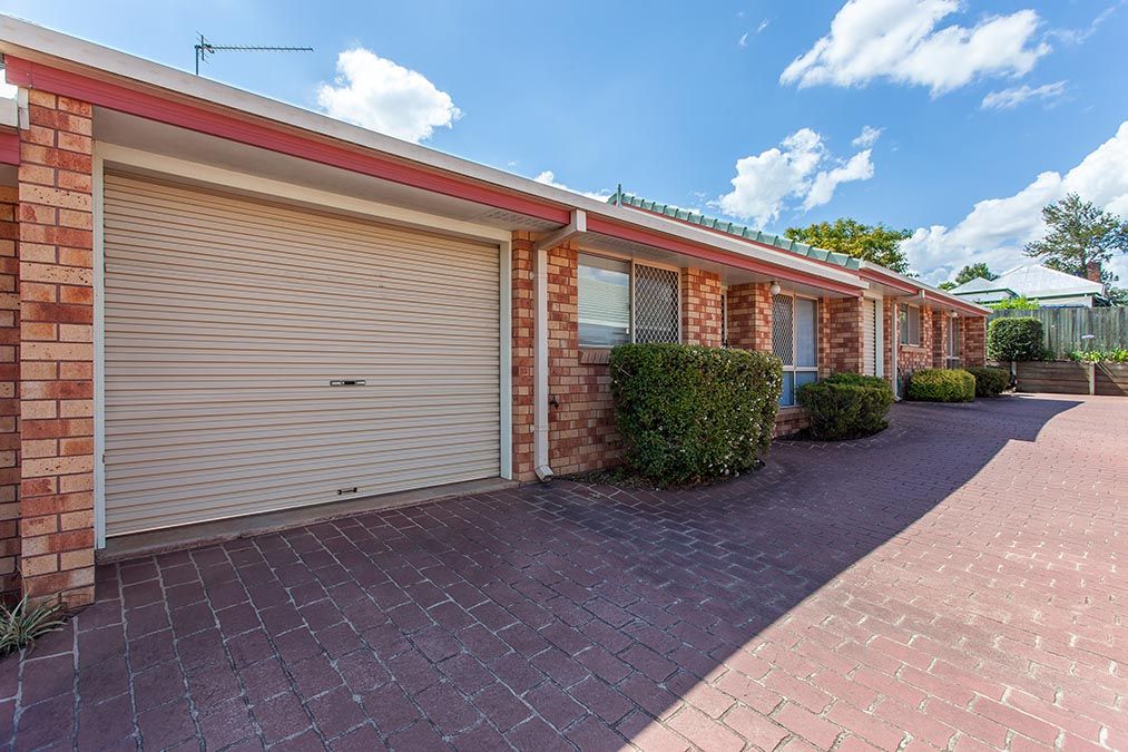Unit 3, 299 James Street, Newtown, QLD 4350
