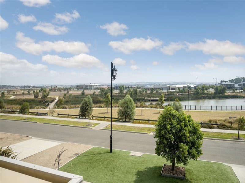 114 Eastlakes Boulevard, Lara, VIC 3212