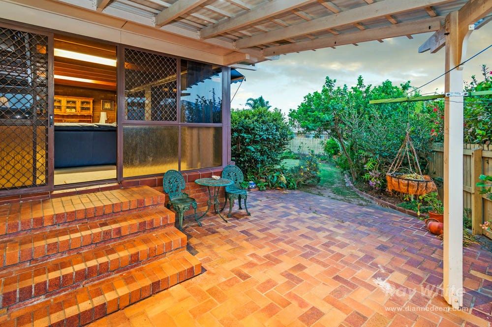 7 Boorala Crescent, EIGHT MILE PLAINS, QLD 4113