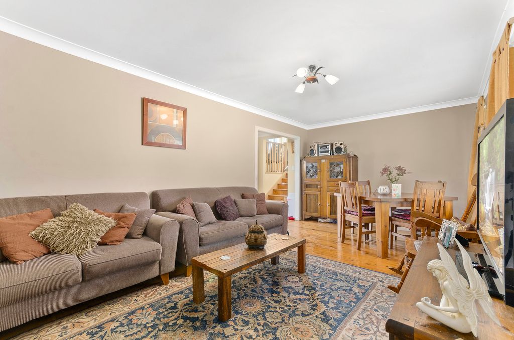 17 Devon Road, Dapto, NSW 2530