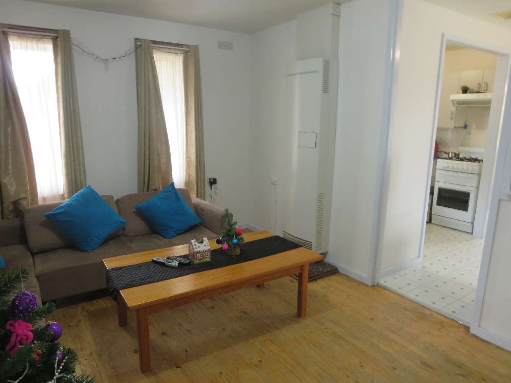 1 Garnet Place, Springdale Heights, NSW 2641