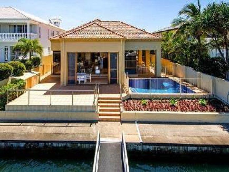 11a The Sovereign Mile, Paradise Point, QLD 4216