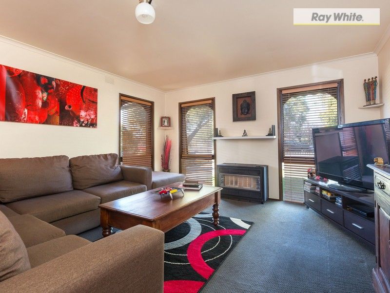 214 Ninth Avenue, Rosebud, VIC 3939
