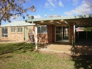 63 Sturt Circle, Dubbo, NSW 2830