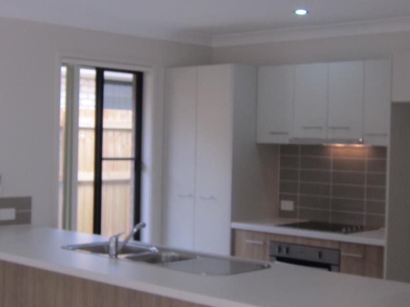 6 Wongabel Close, Waterford, QLD 4133