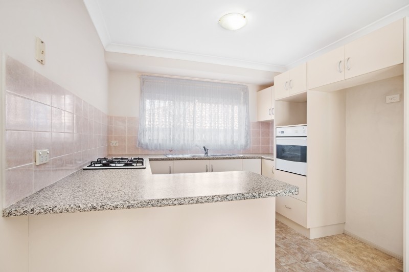 42 Lord Howe Drive, Ashtonfield, NSW 2323