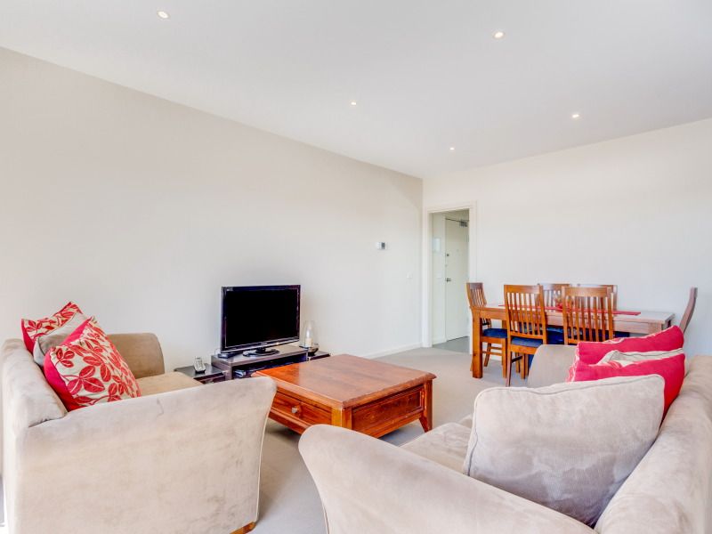 2/115-116 Railway Parade, Seaford, VIC 3198