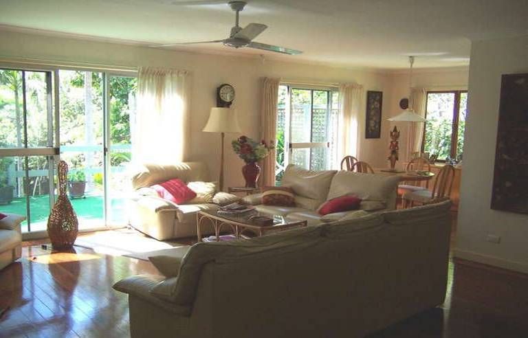35-37 Norman Street, Fig Tree Pocket, QLD 4069