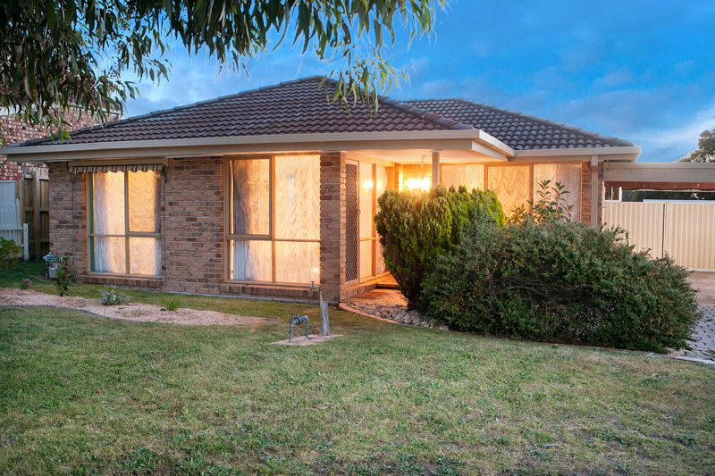 60 Burgess Drive, Langwarrin, VIC 3910