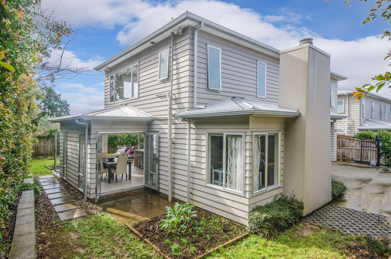 2/20 Irirangi Road, Greenlane, Auckland City