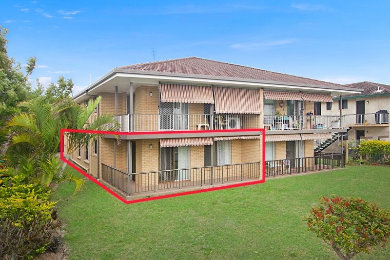 16 Banks Avenue, Tweed Heads NSW 2485