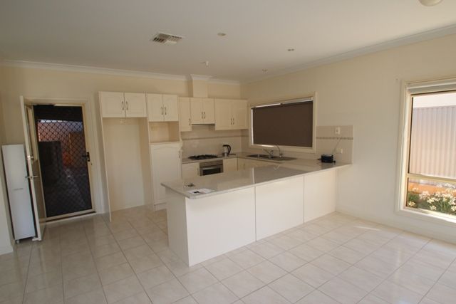 3/10 Harriet Street, Clare, SA 5453