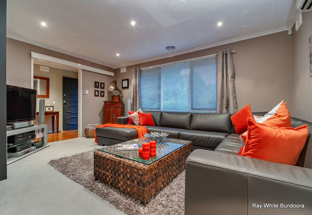 11 Eaglet Court, MILL PARK, VIC 3082