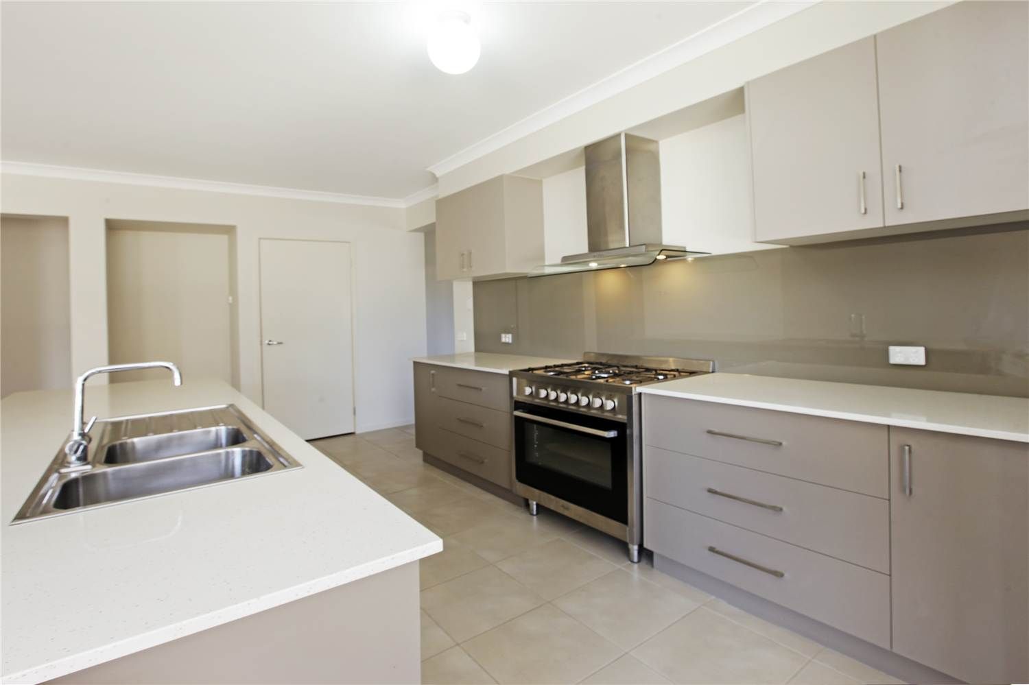 49 Moorhen Drive, LARA, VIC 3212