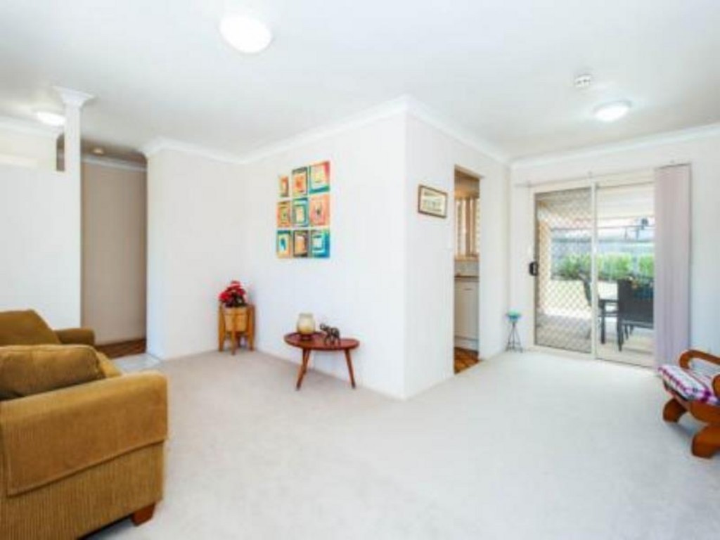39 Blue Grass Crescent, EIGHT MILE PLAINS, QLD 4113