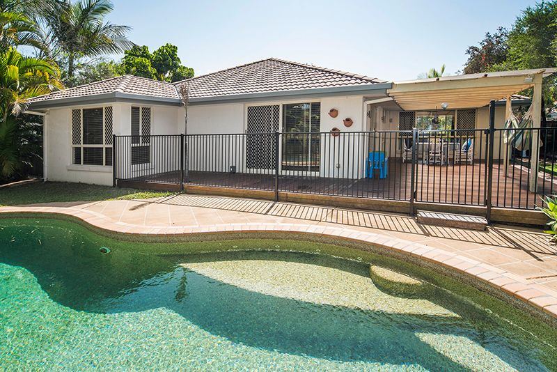 14 Lakewood Court, HELENSVALE QLD 4212