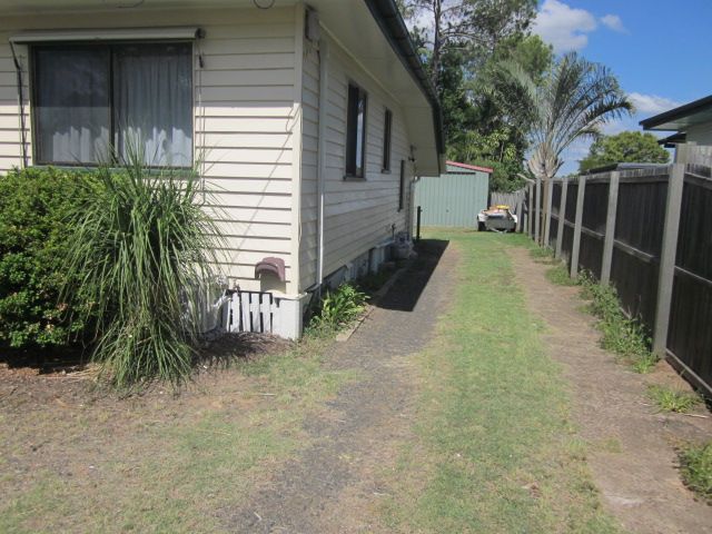 158 Lobb Street, CHURCHILL, QLD 4305